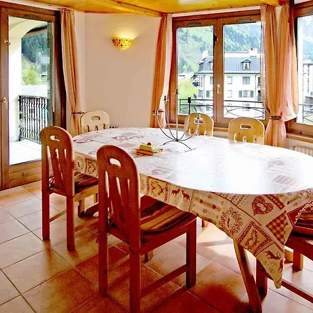 Des Alpes 302 Appt - Year Chamonix