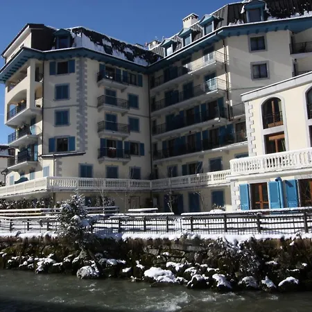 Des Alpes 302 Appt - Year 公寓 霞慕尼