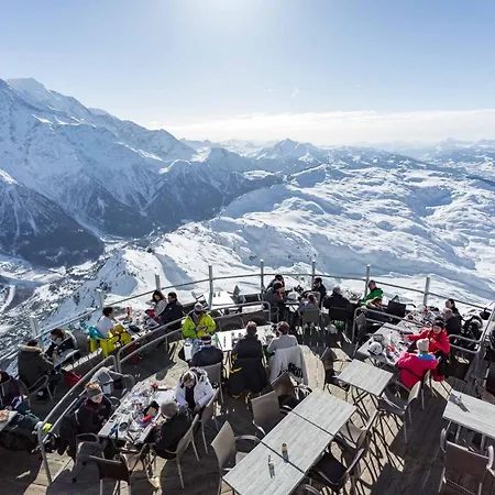 Des Alpes 302 Appt - Year