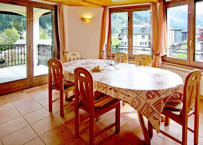 Des Alpes 302 Appt - Year 霞慕尼